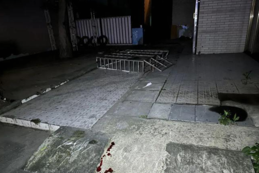 空调安装坠落事故现场