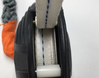 织带式速差防坠器的卷缩性能如何